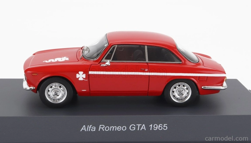 Schuco Alfa romeo Giulia Gta Sprint 1965 1:43 červená