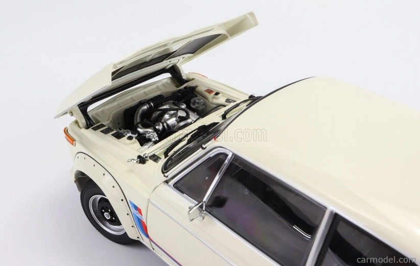 Kyosho BMW 2002 Turbo 1974 1:18 Bílá