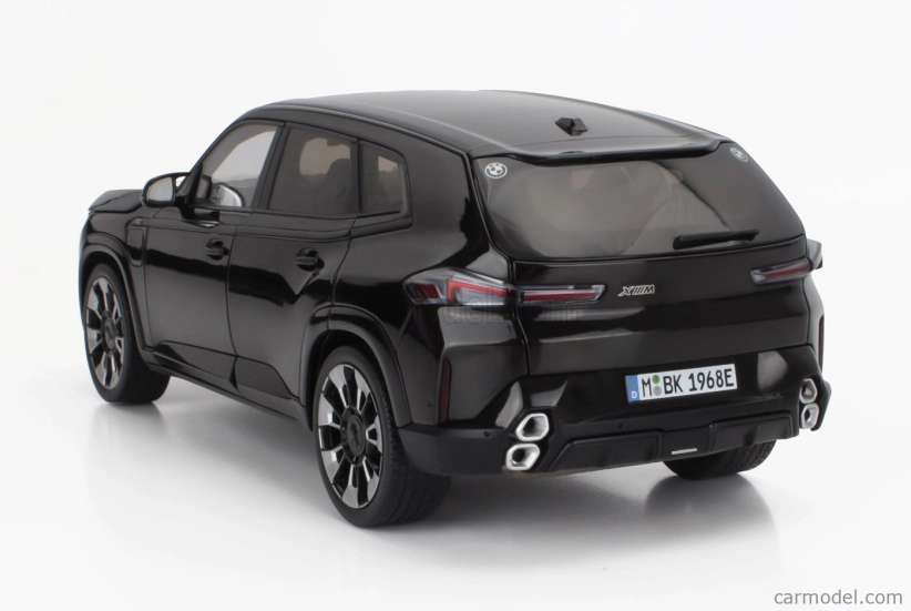 Minichamps BMW X-series Xm (g09) 2023 1:18 Black