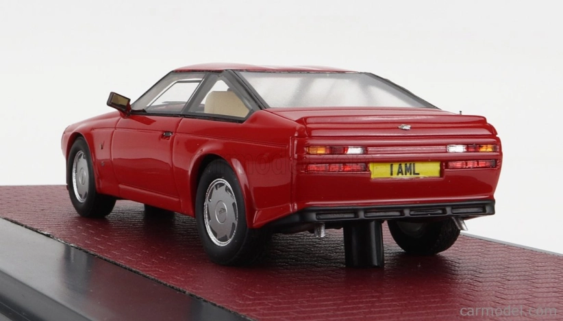 Modely v mierke Matrix Aston martin V8 Zagato 1986 1:43 Červená