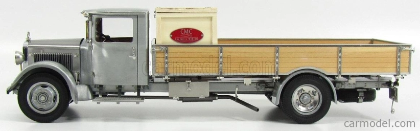 Cmc Mercedes Benz Lo2750 plošinový nákladný automobil s dreveným boxom Car Transporter 1936 1:18 sivé drevo