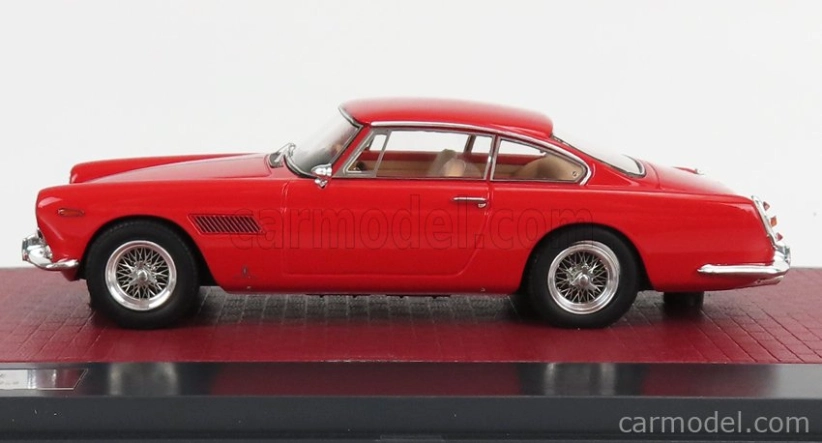 Matrix scale models Ferrari 250gt 2+2 Coupe 1960 1:43 Red