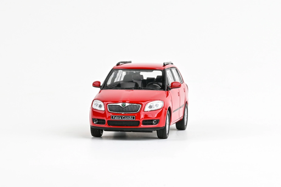 Abrex Škoda Fabia II Combi (2007) 1:43 – Červená Corrida