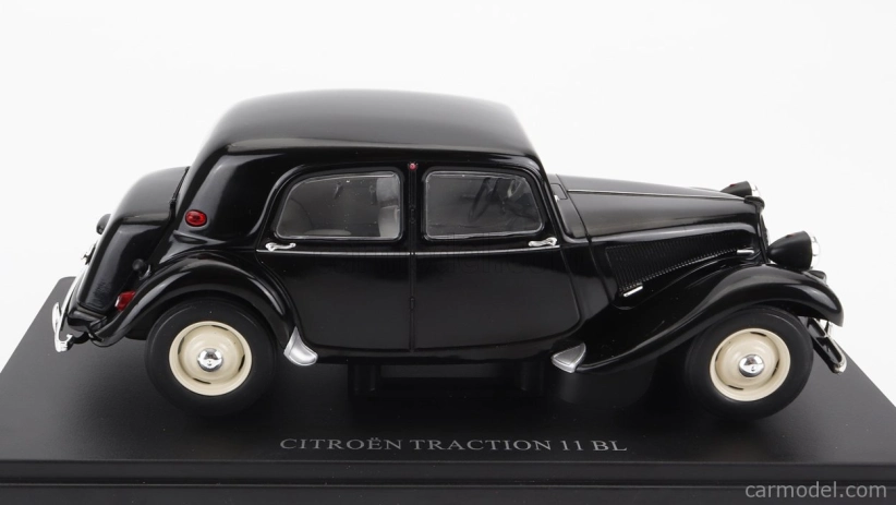 Edicola Citroen 11bl Traction 1935 1:24 čierna