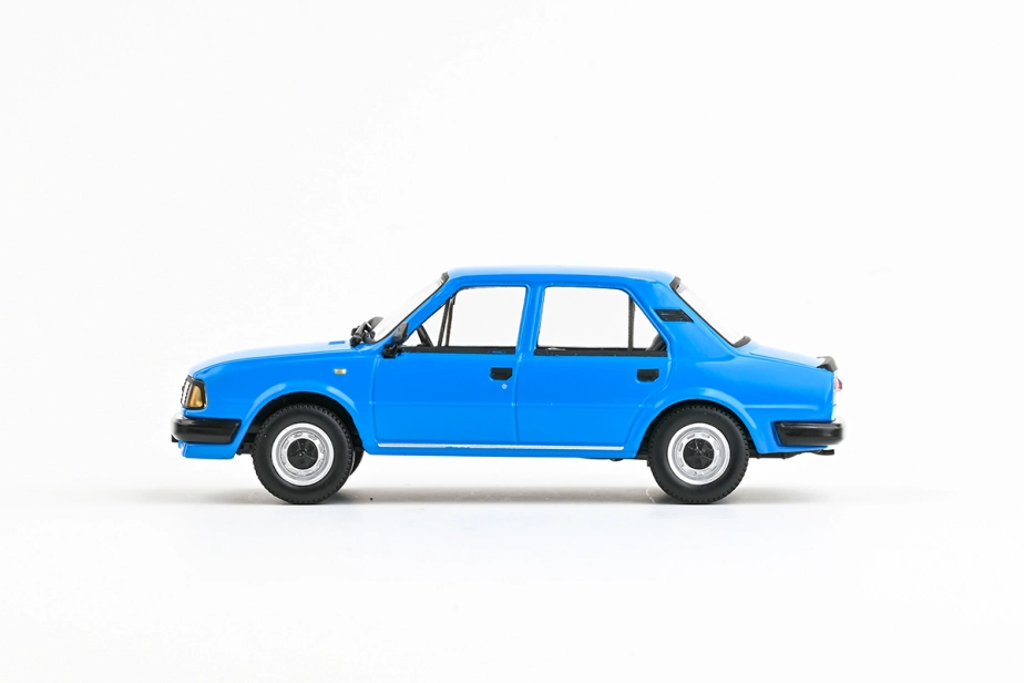 Abrex Škoda 120L (1984) 1:43 - Modrá Abrex