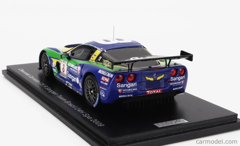 Spark-model Chevrolet Corvette C6.r Z06 Team Sangari Brazil N 8 24h Spa 2009 Enrique Bernoldi - Xavier Maassen - Roberto Streit 1:43 Modrá Zelená Žlutá