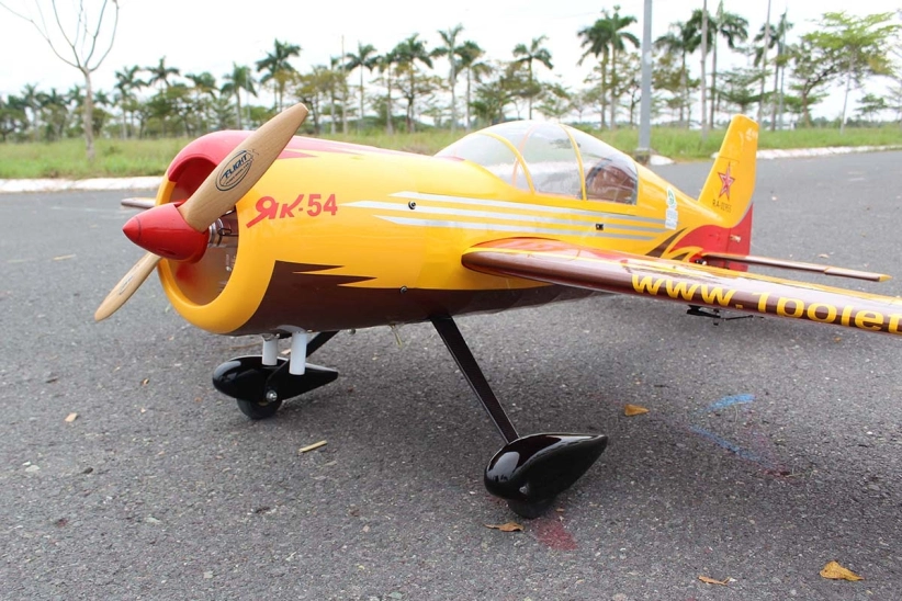 Yak 54 1,85 m