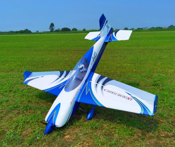 RC letadlo 91" Extra NG - Modrá/Bílá/Stříbrná 2,31m