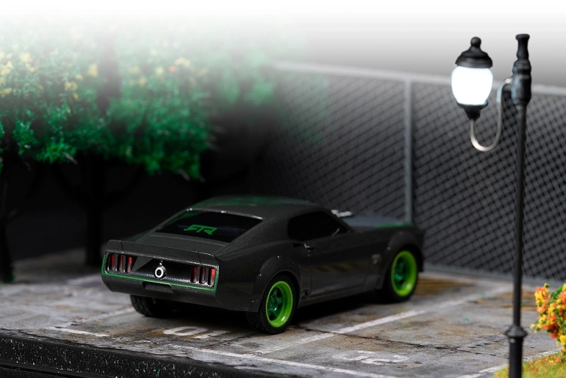 RC auto nano-TTR 1969 Ford Mustang RTR-X