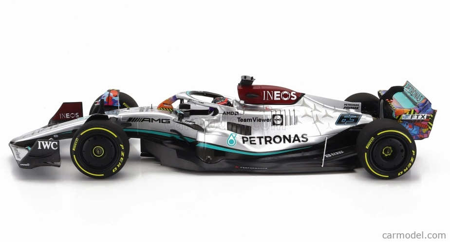 Minichamps Mercedes gp F1 W13e Mercedes-amg Petronas F1 N 63 1:18, stříbrná