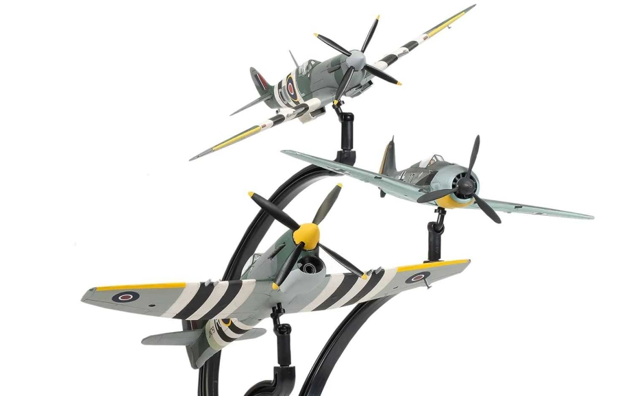 Airfix D-Day Fighters (1:72) (darčeková súprava)