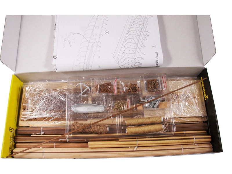 MAMOLI H.M.S. Surprise 1796 1:75 kit
