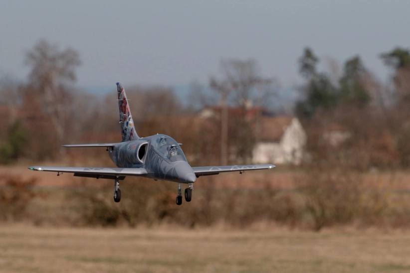 KAVAN L-39 Skyfox 1088 mm – biela