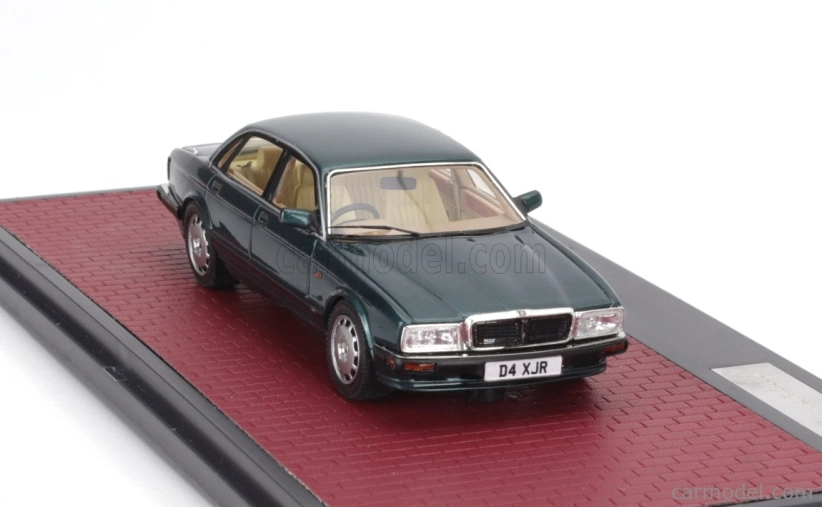 Modely v mierke Matrix Jaguar Xjr (xj40) 1991 1:43 Green Met