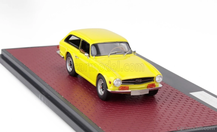 Matrix scale models Triumph Tr6 Shooting Brake Sw Station Wagon 1974 1:43 Žlutá