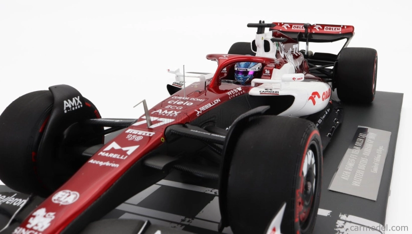 Minichamps Alfa romeo F1 C42 Team Orlen Racing N 77 1:18, bíločervená