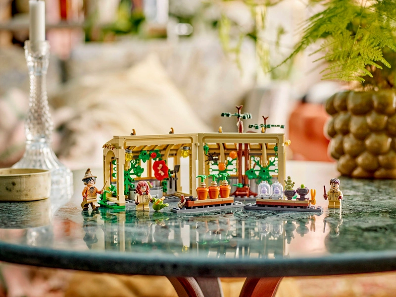 LEGO Harry Potter - Bradavický hrad: Hodina bylinkárstva