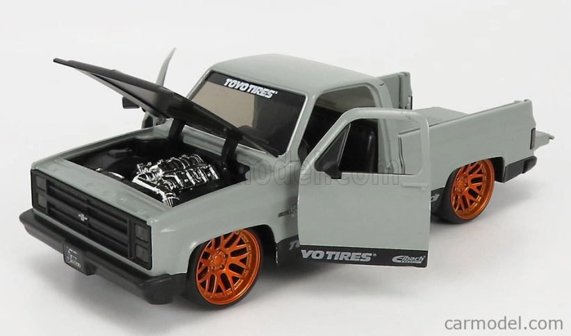 Jada Chevrolet C-10 Pick-up Toyo Tires 1985 1:24 Matná Šedá Černá