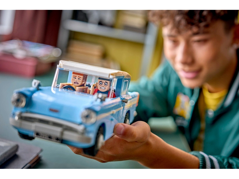 LEGO Harry Potter - Kouzelné létající auto Ford Anglia™