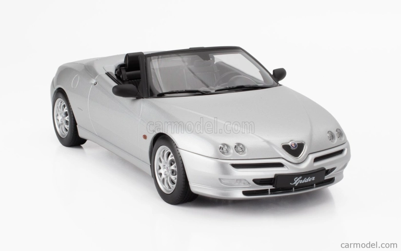 Norev Alfa romeo Spider 2.0 Twin Spark Cariolet Soft-top 1999 1:18 Strieborná