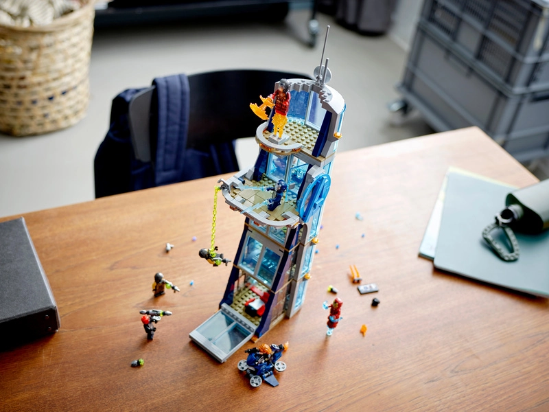 LEGO Super Heroes - Boj o vežu Avengers