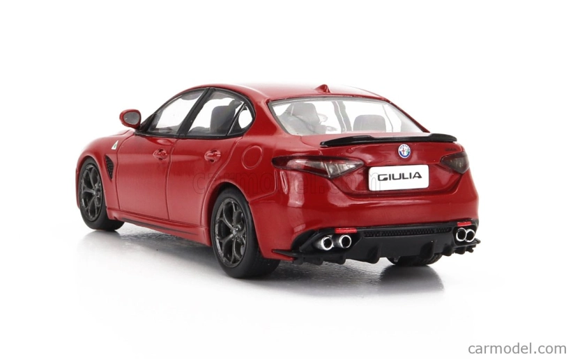 Solido Alfa romeo Giulia Quadrifoglio Biturbo 2019 1:43 Červená