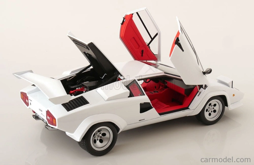 Lamborghini Countach Lp 5000s Qv 1985 v mierke 1:12 biela