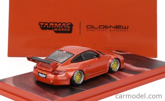 Tarmac Porsche 911 997-2 Coupe 2010 - Old & New 997 1:64 Red Met