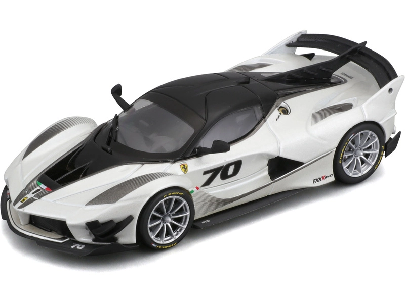 Bburago Ferrari Fxx-k Evo Hybrid 6.3 V12 1050hp 2017 1:43, červená