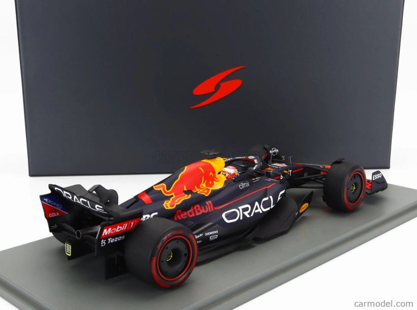 Spark-model Red bull F1  Rb18 Team Oracle Red Bull Racing N 1 Winner Dutch Gp World Champion 2022 - 30th Victory Max Verstappen 1:18 Matná Modrá Žlutá Červená