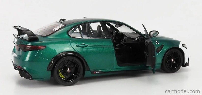 Solido Alfa romeo Giulia Gtam N 87 Nurburgring 2021 1:18 Zelená Biela