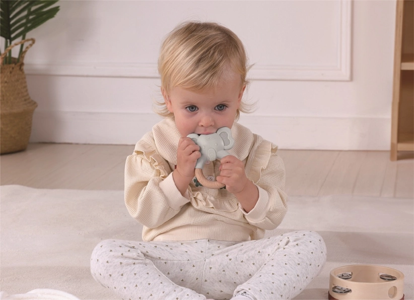 2Kids Toys Montessori set hraček pro nejmenší 5m+