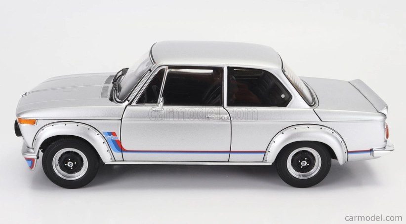 Kyosho BMW 2002 Turbo 1974 1:18 Silver