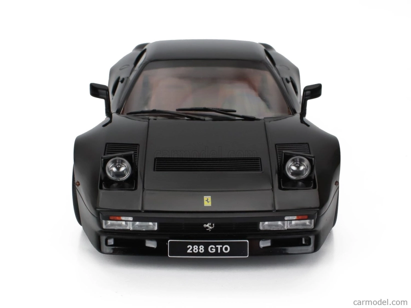 Ferrari 288 Gto 1984 v mierke 1:12 čierna