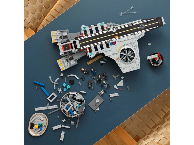 LEGO Marvel - Helicarrier S.H.I.E.L.D.