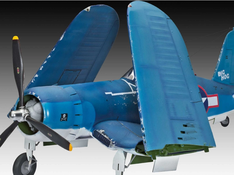 Revell Vought F4U-1A Corsair (1:32) (súprava)