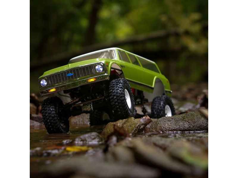 Vaterra Chevy Suburban 1972 Ascender-S 1:10 4WD RTR