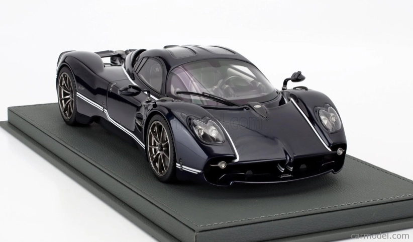 Bbr-models Pagani Utopia 2022 - Con Vetrina - With Showcase 1:18 Modrá Půlnoční Lesklá