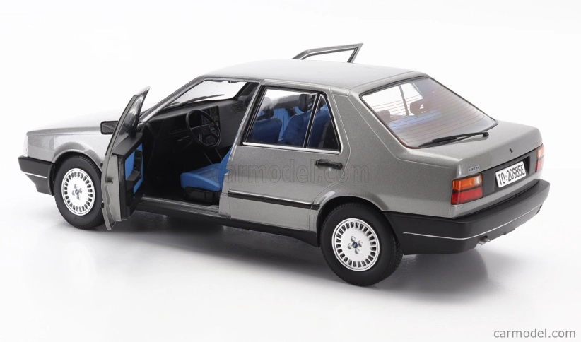 Mitica-diecast Fiat Croma 2.0 Turbo Ie 1985 1:18 Polární Šedá Met 683