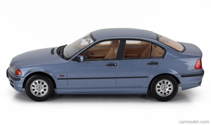 BMW radu 3 (e46) 1999 1:18 Light Blue Met