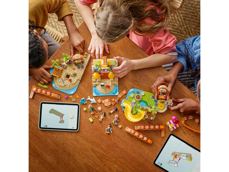 LEGO Friends - Rodinná dovolenka na pláži