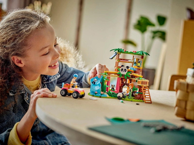 LEGO Friends - Starostlivosť o zvieratá v záchrannej stanici pre pandy