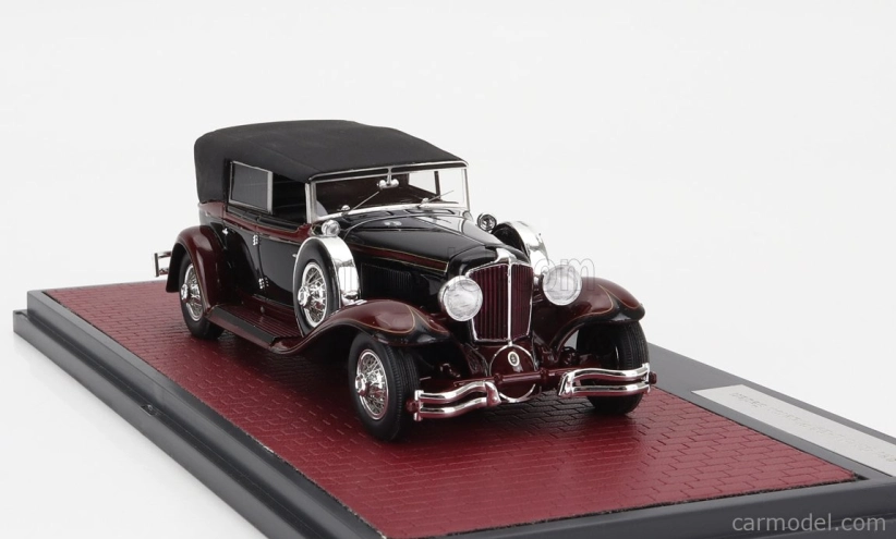 Matrix scale models Cord L-29 Phaeton Sedan Cabriolet Closed 1931 1:43 Černá Červená