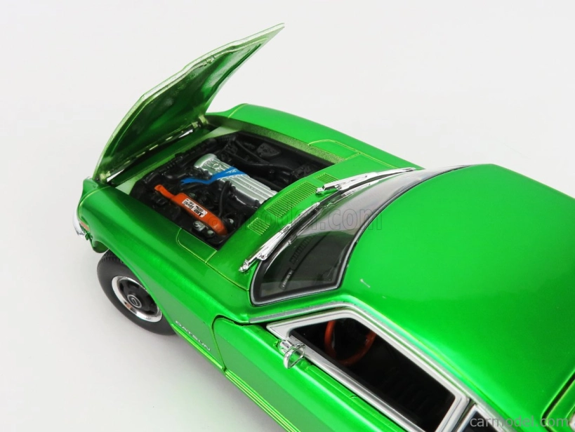 Maisto Nissan Datsun 240z Coupe 1971 1:18 Green Met