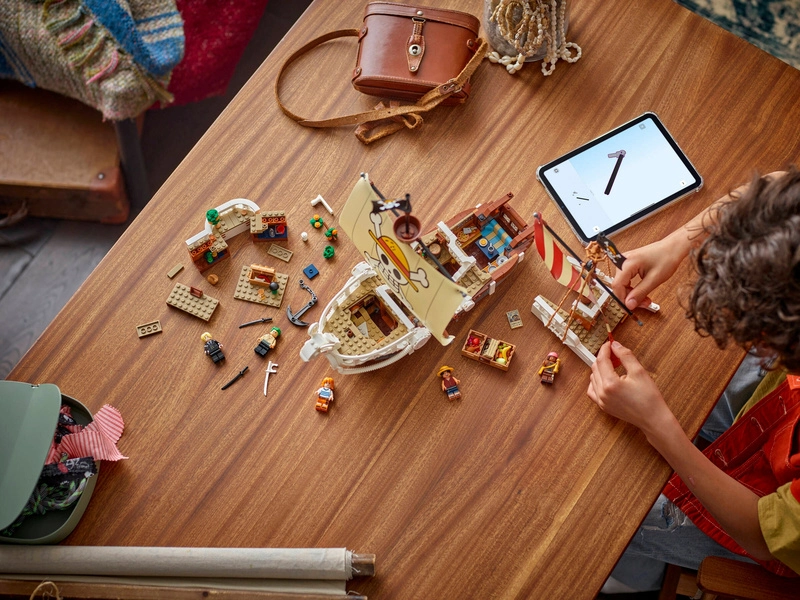 LEGO ONE PIECE - Pirátska loď Plávajúca Merry