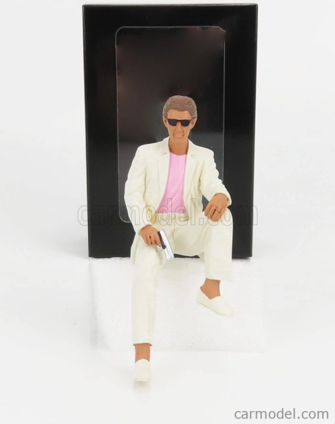 Figúrky v mierke Kk Sunny Sitting For Ferrari 365 Gtb Daytona Spider Open 1969 1:18 White Pink