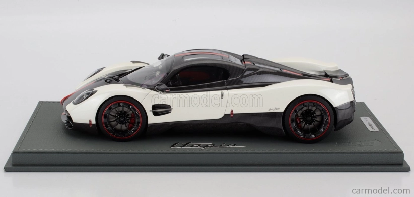 Bbr-models Pagani Utopia 2022 - Con Vetrina - With Showcase 1:18 Bianco Benny - Bílá