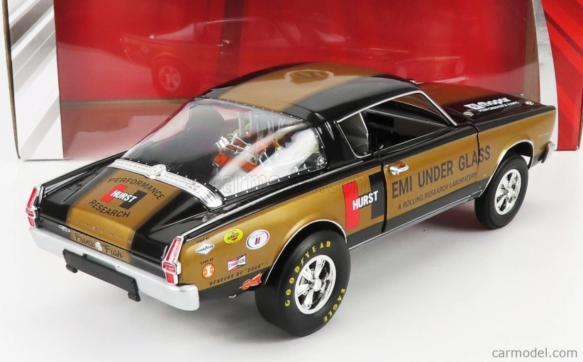 Highway61 Plymouth Barracuda Hemi Under Glass N 0 Coupe 1966 1:18 Black