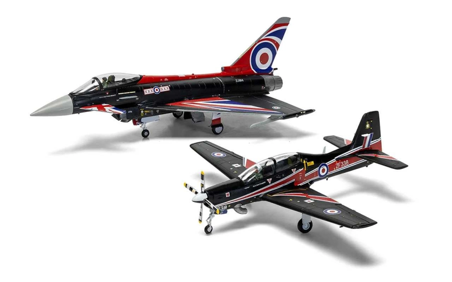 Classic Kit lietadlá A40003 – Eurofighter Typhoon FGR.4 (Blackjack) + Shorts Tucano T.1 (Twin Pack) (1:72)