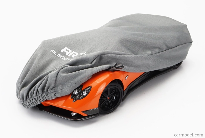 Takmer skutočný Pagani Zonda F 2005 1:18 Orange